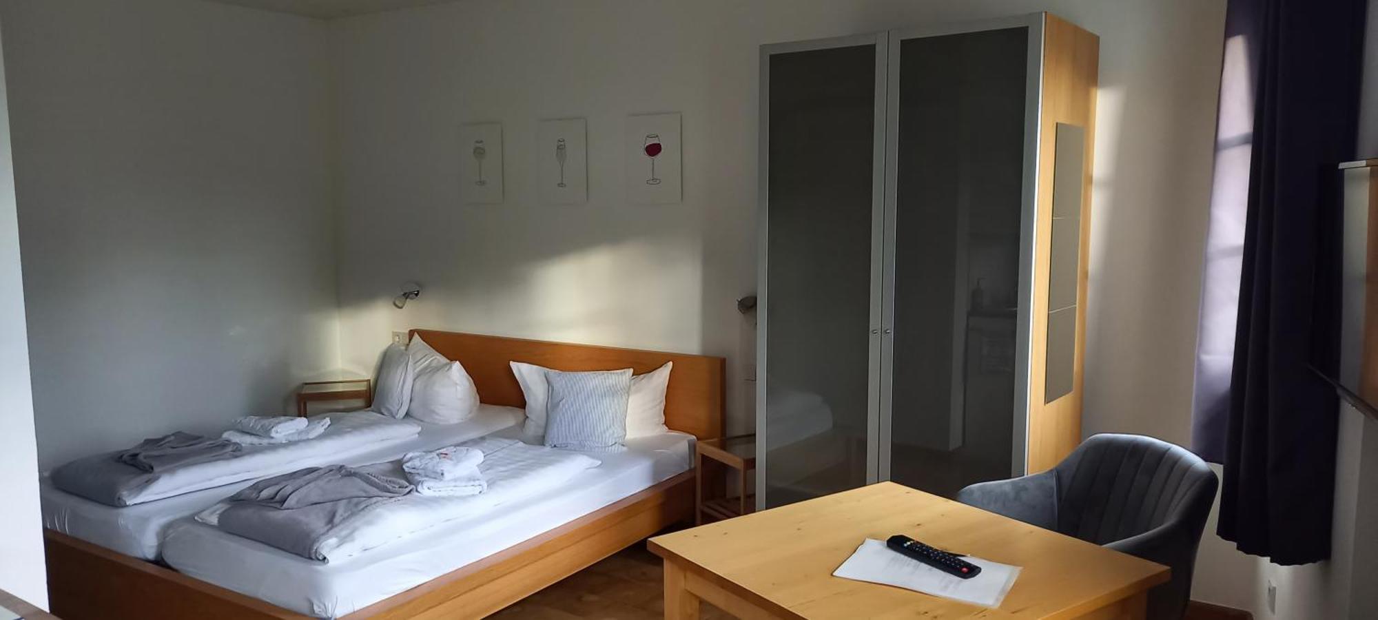 Weingut Fehres Apartment Brauneberg Bagian luar foto